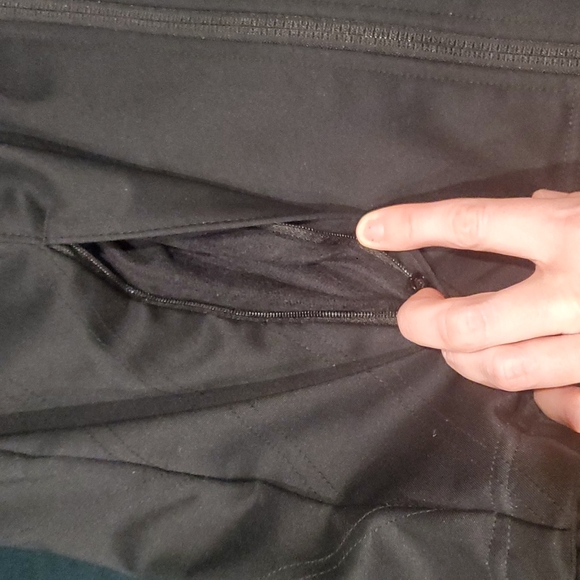 Columbia Omni-shield Breast Cancer zip up - Picture 3 of 4